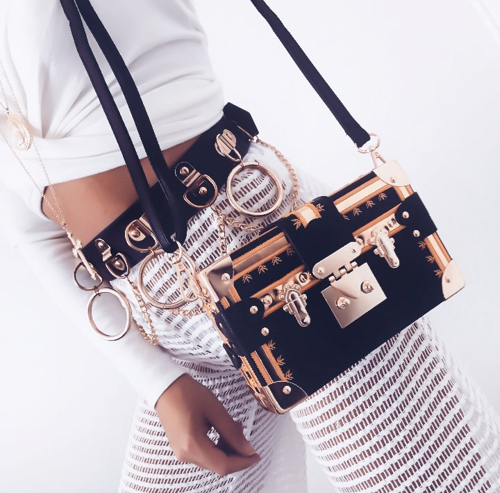3 Reasons Why You Need A Crossbody In Your Life Sassie 3 Reasons Why You Need A Crossbody In Your Life Sassie